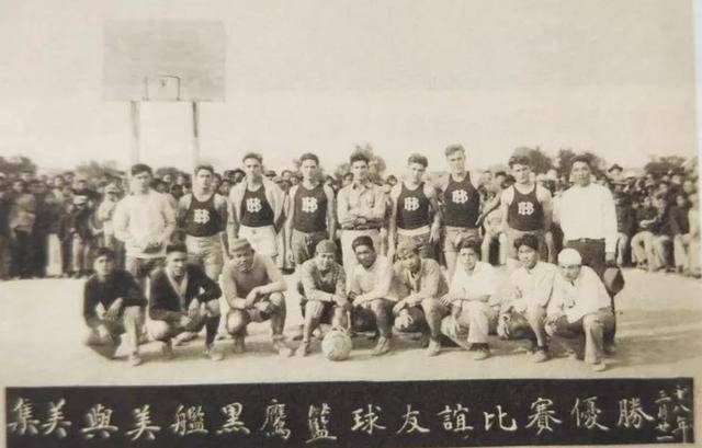 新加坡的20元新钞,反面印有8位先驱人物,为何有一位中国人