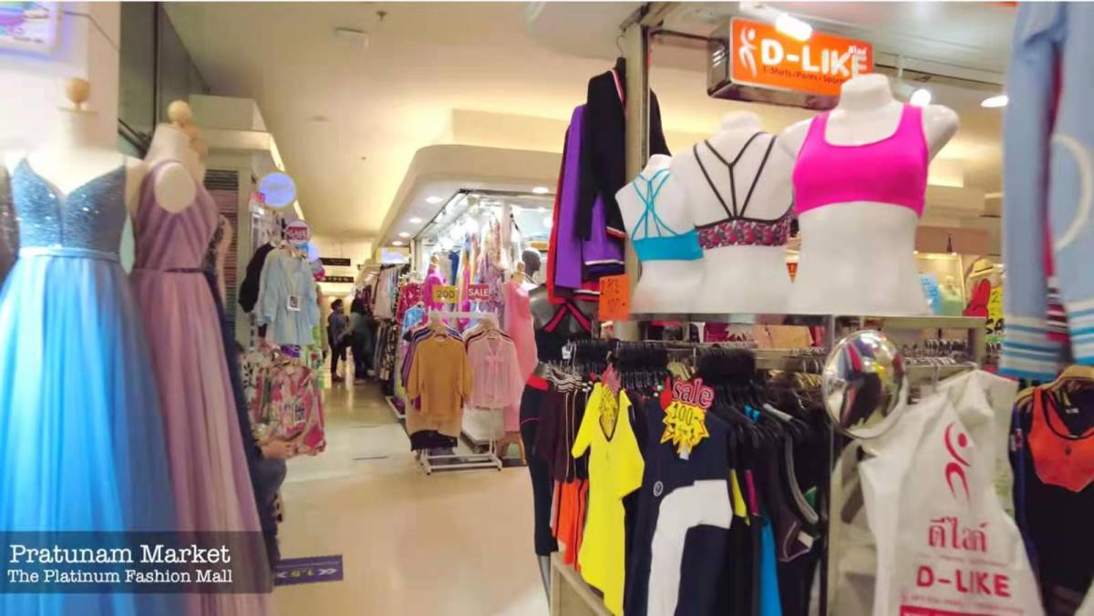 疫情之下铂金时尚购物中心依然艰难存活