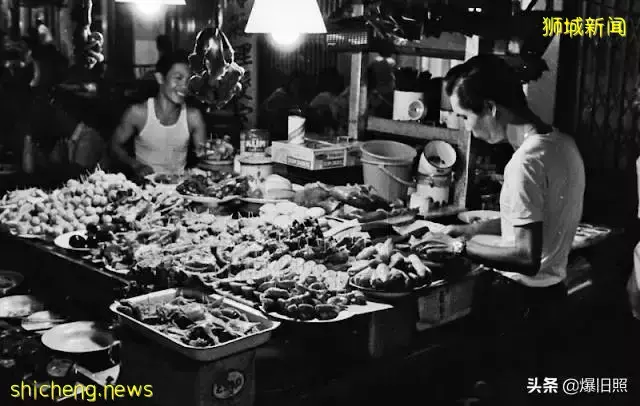 45 張照片,捕捉 1971 年新加坡的街景,來尋找中華文化的痕迹吧