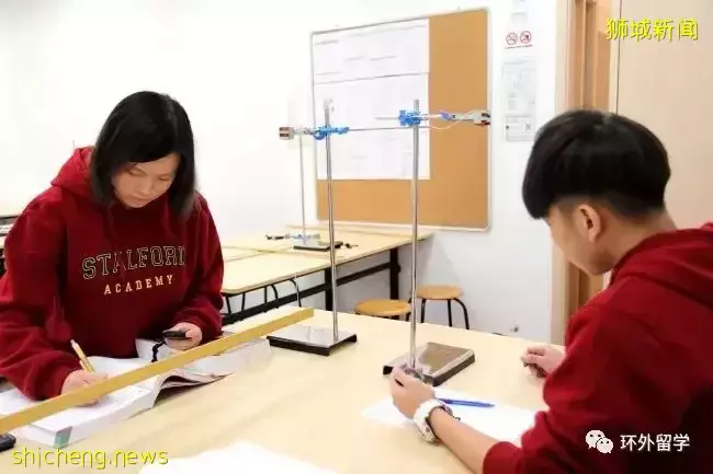 初中毕业去新加坡读政府中学