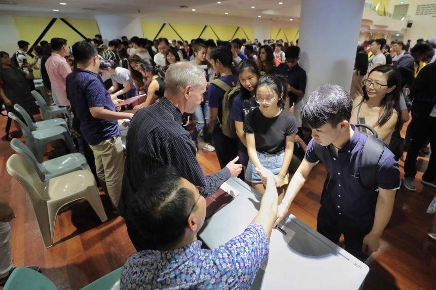 新加坡 吸引人们来,靠的不仅是颜值,还有才华