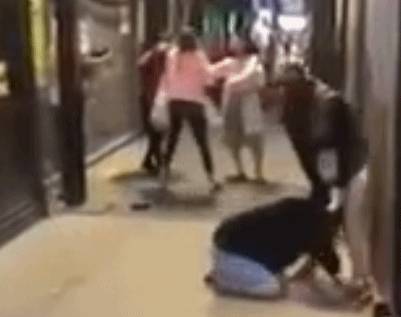 新加坡護照全球第二！亞裔在歐美頻頻遇襲，更多人要來新加坡了