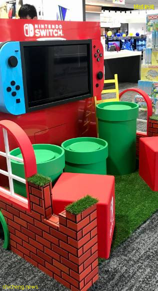 大排長龍！新加坡最大電器店今天開業，免費美甲、兒童工藝坊、烘焙活動