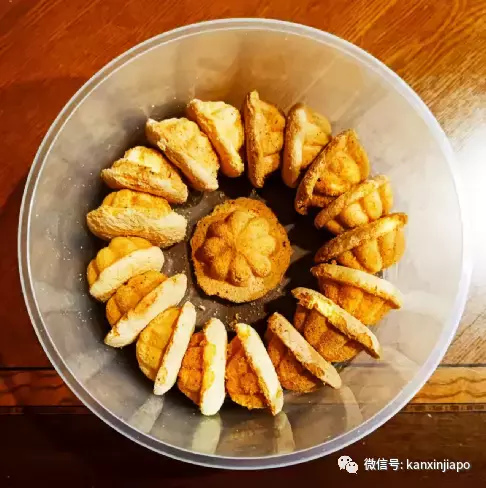 12個新加坡新年間最常見的年貨小吃!你已經采購了嗎