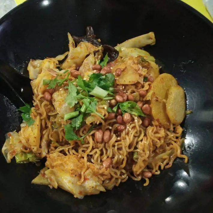 滿頭大汗也要吃!新加坡10大網紅麻辣香鍋推薦,又麻又辣又過瘾