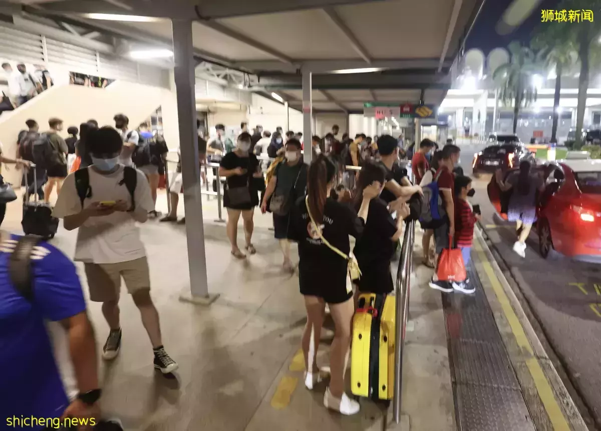 新马边境重开第二个周末 兀兰和大士关卡人潮重现