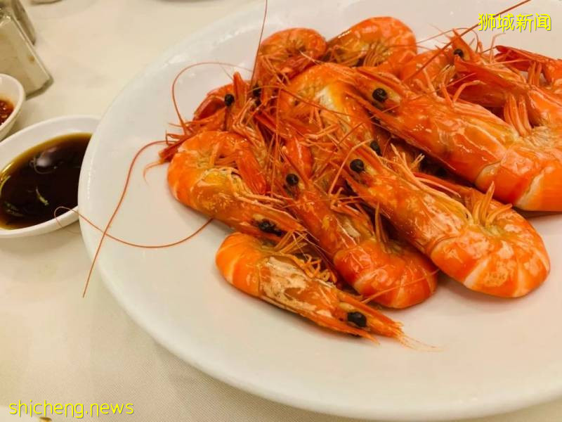 龙虾喂面燕窝鱼翅鲍鱼套餐才99元!这家靠海的海鲜馆也太好吃了吧