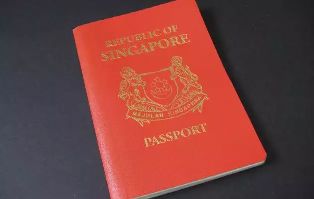 新加坡護照簽發創新低！十幾萬人離開，他們來了13年，月薪9K，PR都被拒了