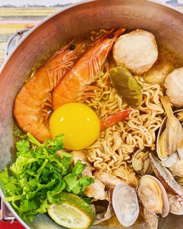 新加坡XXL泰國媽媽面！“Flying Wok飛鍋” 泰味十足媽媽面從S$13++ ，解饞 + 解“思戀“🇹🇭