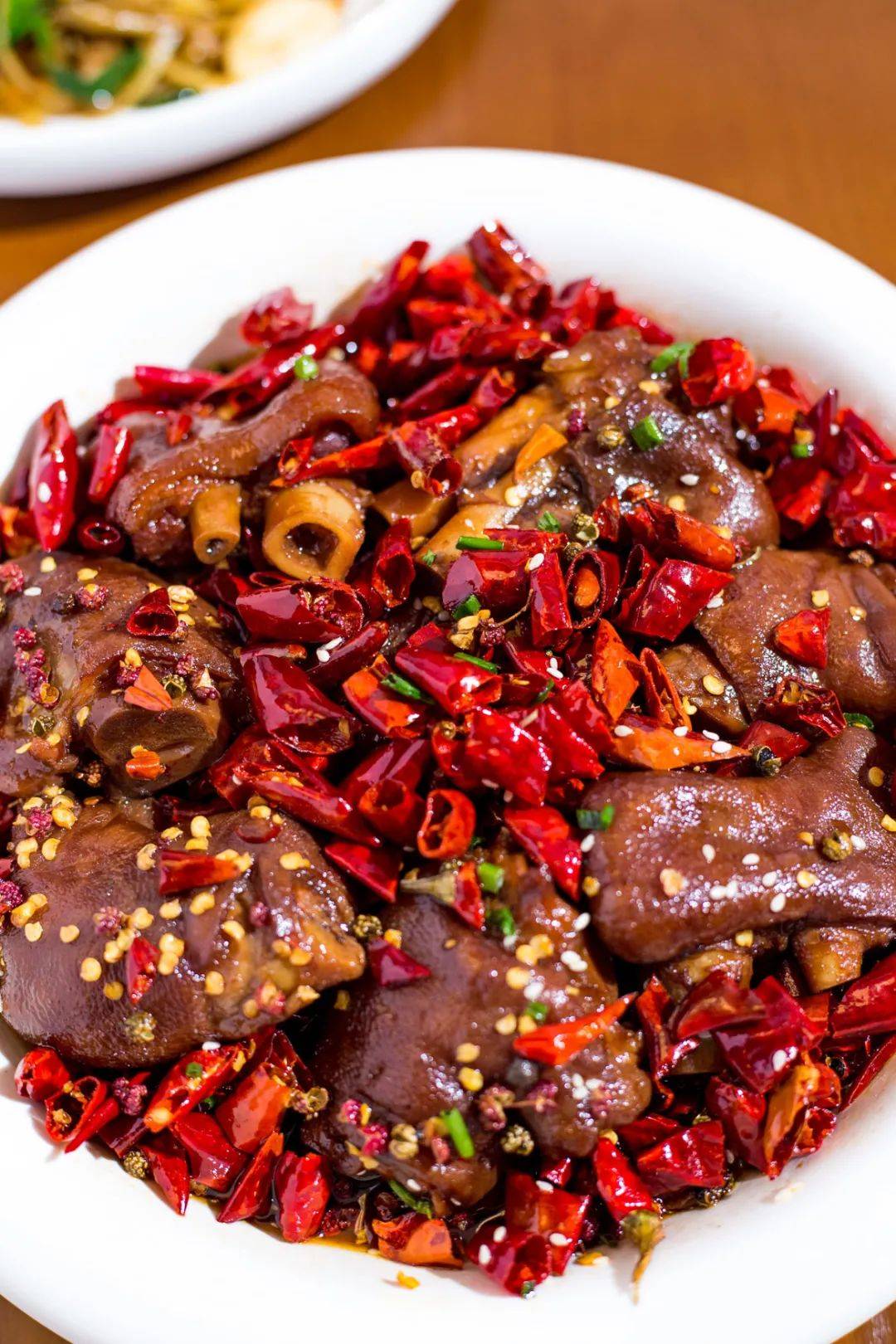 火爆排队王胡大饭店登陆新加坡