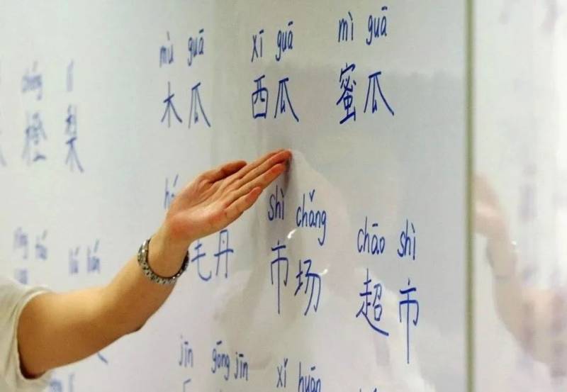 新加坡雙語教育，爲什麽培養出來那麽多“討厭華文”的孩子