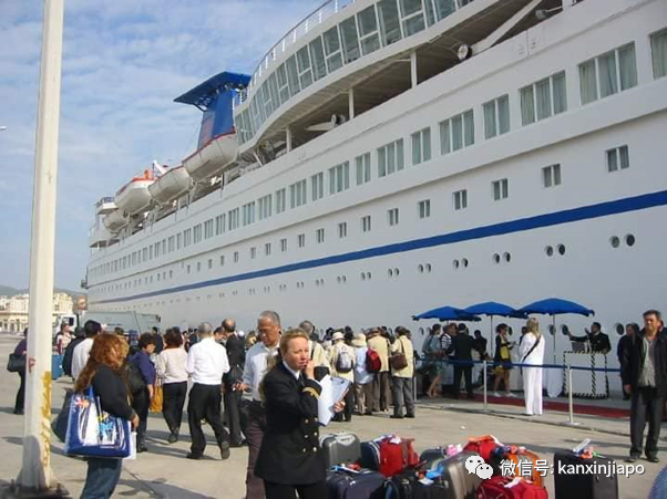 “1993年游黄山三峡，到了有故事的地方，导游才讲起来历”