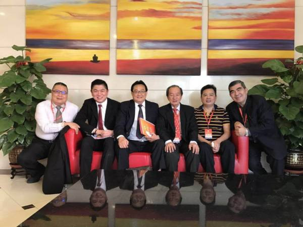 【回流】为享天伦之乐辞高薪 回国创出另一片天下