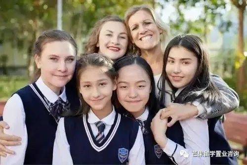 明星贵族都选择的国际学校:新加坡史丹福美国国际学校SAIS