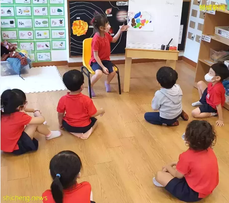 這間新加坡幼兒園火了！西方教育法+中國傳統文化，學編程、京劇