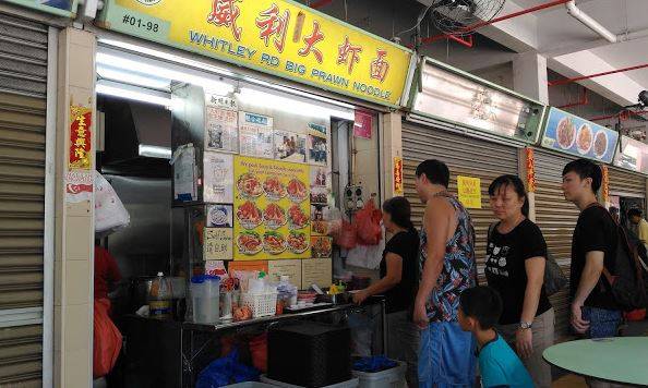 新加坡著名小販中心美食，舊機場的米其林蝦面