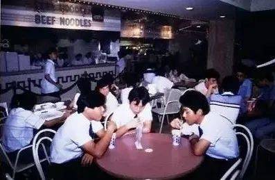 新加坡高配版地攤兒,在這裏找回人間煙火氣!