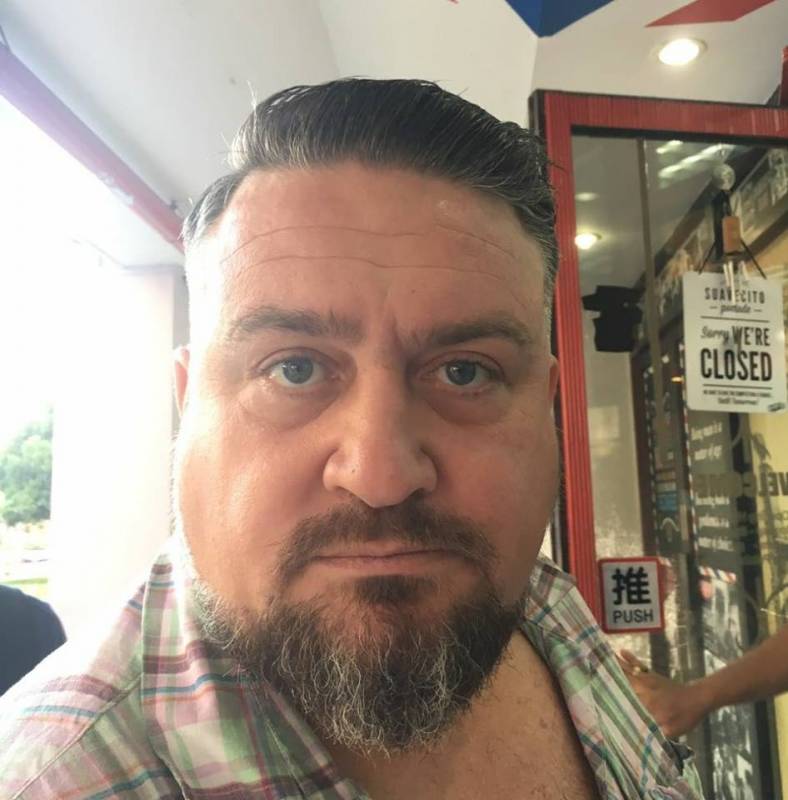 酒后坐霸王德士袭警伤人 洋乘客庭上顶撞法官