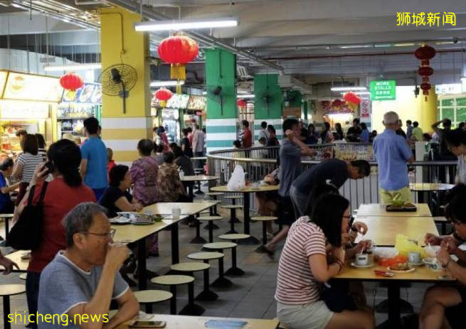 新加坡政府给40万家庭,发了2000万的代金券