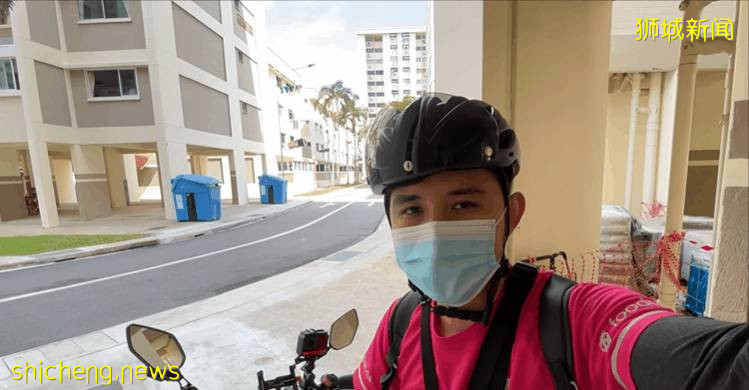因爲疫情，他從新加坡知名銀行辭職，送起了外賣，日入200新幣