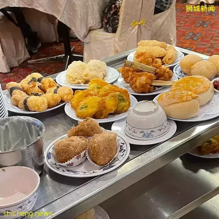 古早味浓浓！保留传统“点心推车”的红星酒家超怀旧😍藏在组屋区七楼，每天大排长龙