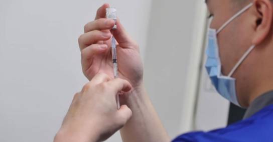 新加坡已有37.9萬人接種疫苗,並將擴大到教師,小販和移民工人等群體