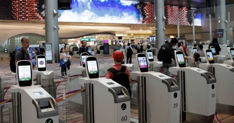 在新加坡奮鬥了這麽多年,爲什麽還是拿不到綠卡