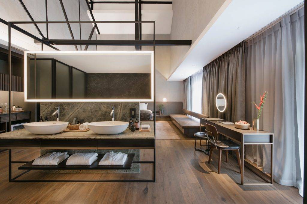 最美工业风酒店The Warehouse Hotel✨旧仓库改造而成、新潮简约风格，拎包入住度假去