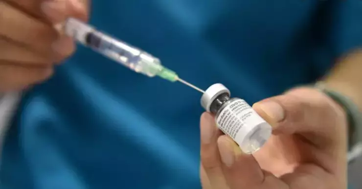 最新!4天後,新加坡20個新政開始生效!明年這類人不能申請、更新PR和准證