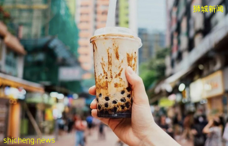 今晚，讓我們爲新加坡按下“播放鍵”，Majulah Singapura!