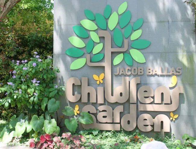 不喜歡人擠人？來新加坡植物園看聖誕燈飾、“世界之樹”吧！入場免費