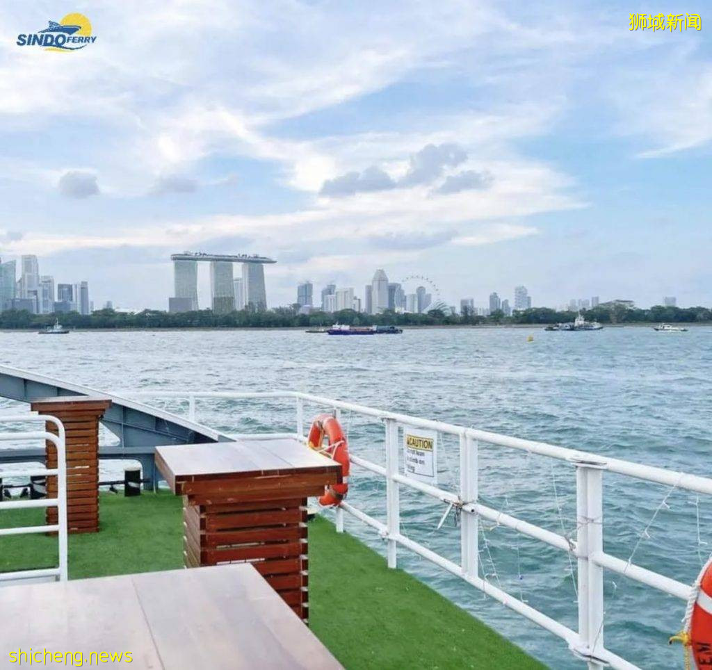 在快艇上享受下午茶！吃美食，吹海風，賞美景，還能去周邊小島上散散心