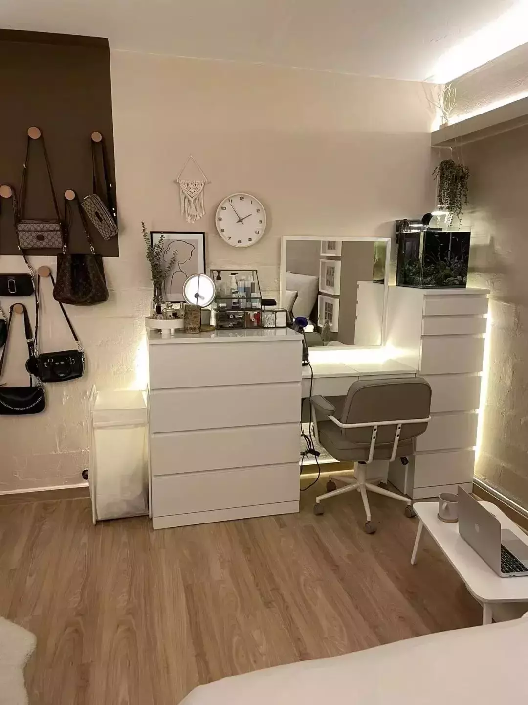 新加坡小夫妻最強出租房改造!變身ins風小家,猜猜花了多少錢