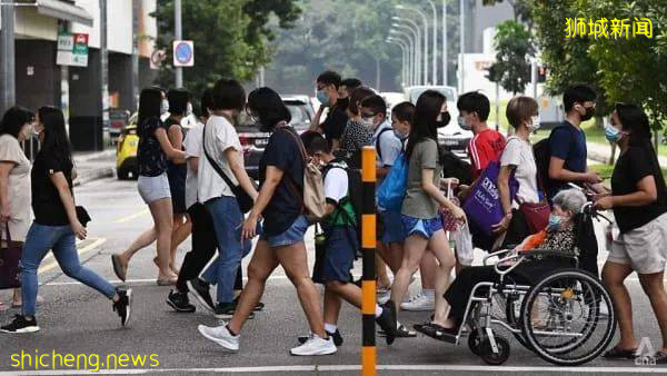 不再注重無關聯病例！新加坡前晚發布新政，信息量超大