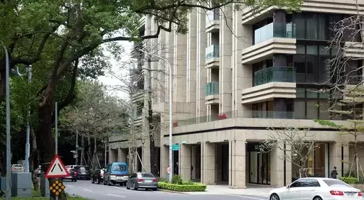 最新！李靓蕾曝光王力宏簡訊，送4億豪宅當封口費！徐若瑄：沒有對不起新加坡老公