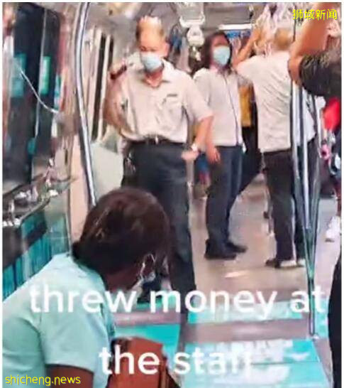 太特么嚣张啦！新加坡一“二B男”乘地铁不戴口罩，掏钱砸工作人员