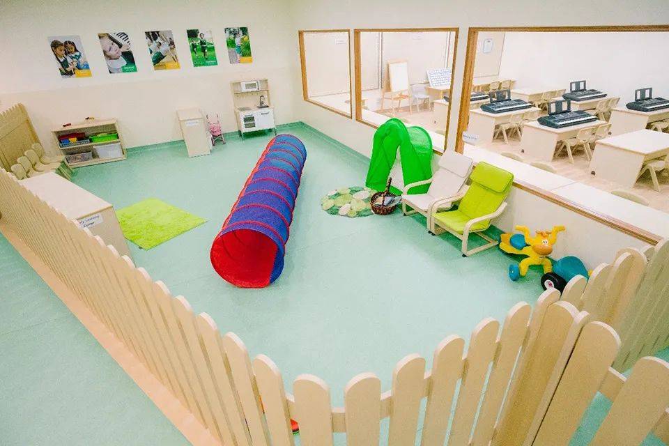 揭秘!新加坡神秘的托婴中心,2个月新生儿也收!靠谱吗