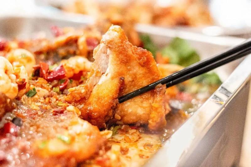 丹戎巴葛唯一湘菜館全新升級！暢享招牌菜5折，小龍蝦第二份半價