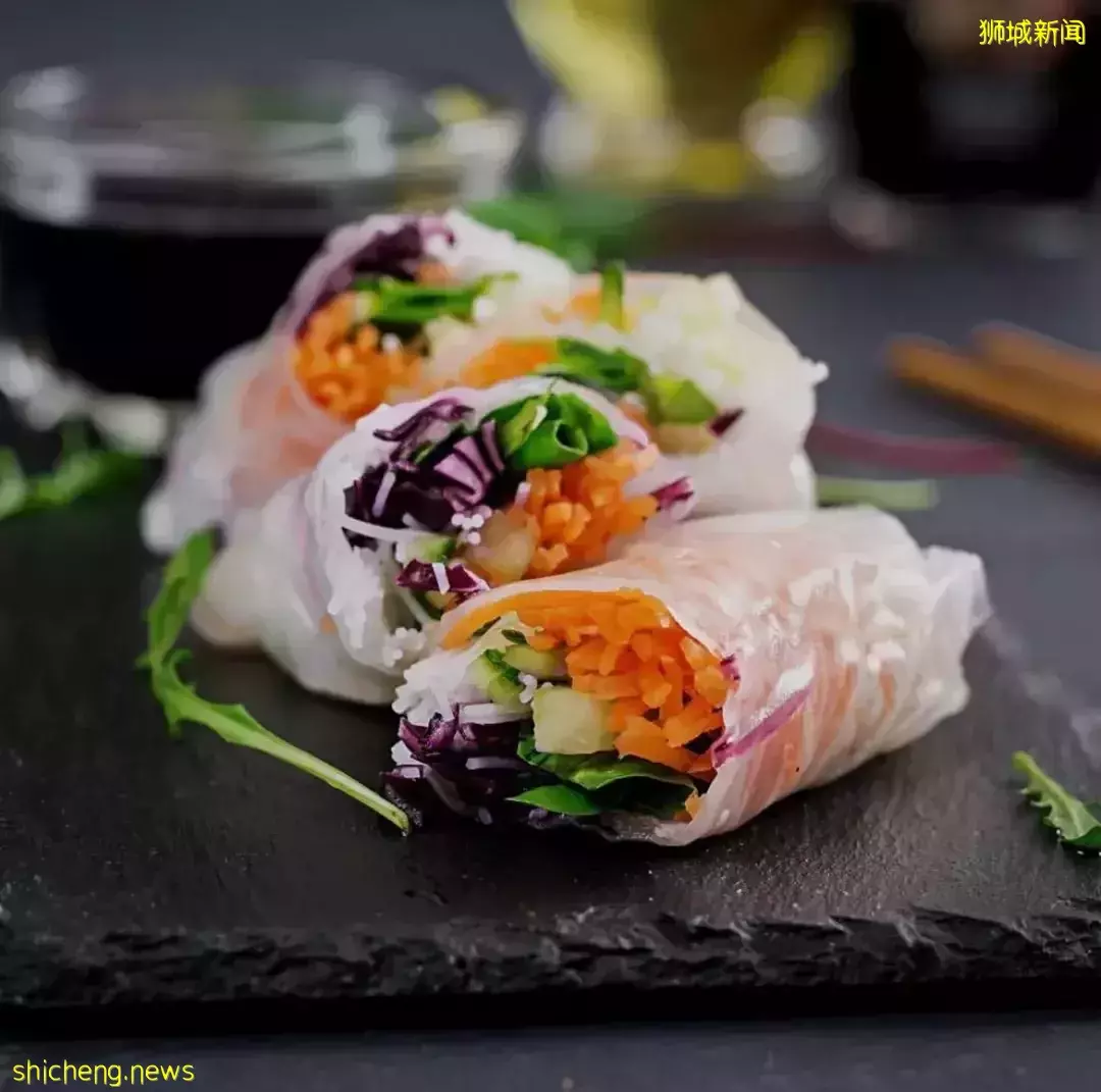 超新奇体验!新加坡有家越南餐馆可以和小马驹做朋友哦