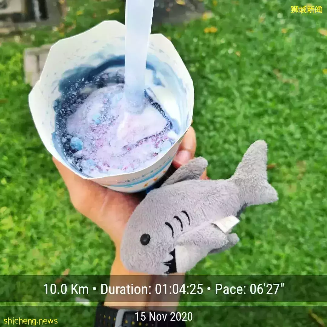 蓝色McFlurry!清新海盐口味颜值超高,仿佛杯子里有一整个宇宙