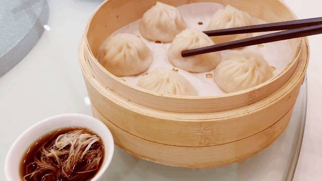 三人行新店開業!三人來吃就送招牌菜!全島三店同慶