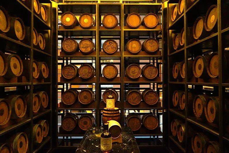 “世界酒吧地圖”第三站：連續兩年蟬聯亞洲最佳酒吧的新加坡Manhattan