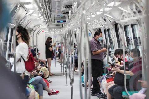 再次封城!德国、法国刚刚宣布!英国意大利一团乱!新加坡又危险了?