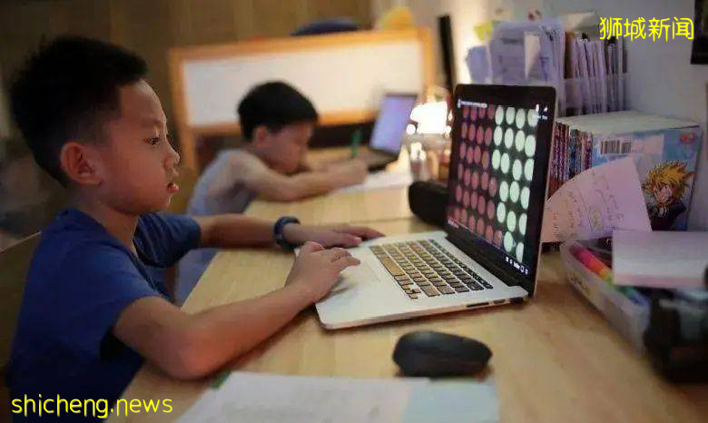 “回不去”的新加坡