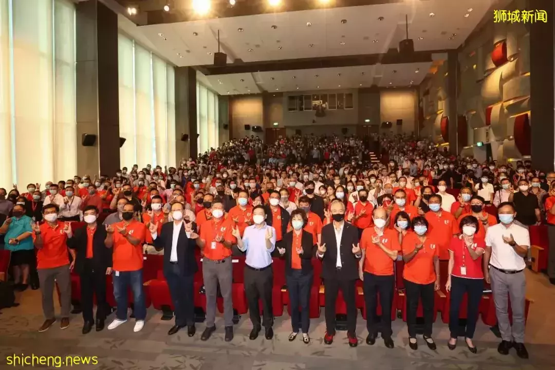 全国聆听民意活动“新加坡携手前进”启动！副总理黄循财：政府将助员工度难关