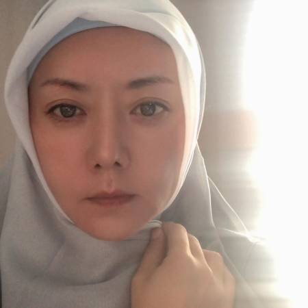 权怡凤伊朗行胆战心惊 被服务生指示包好头巾