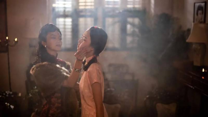 新加坡這部大尺度18禁電視劇在韓國獲獎了！部長轉發點贊