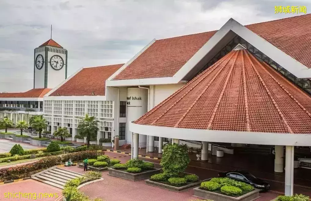 新加坡商界、政界、學術界大佬母校長什麽樣？揭秘最牛4大名校