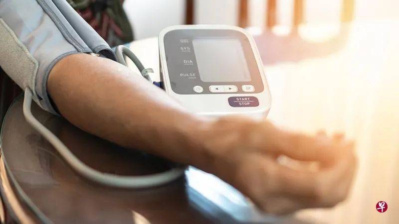 长期高血压有何并发症