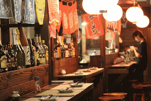 跟皇后一秒穿越到日本🇯🇵精选新加坡居酒屋!烤串+啤酒来驱走你满身疲惫~🍶